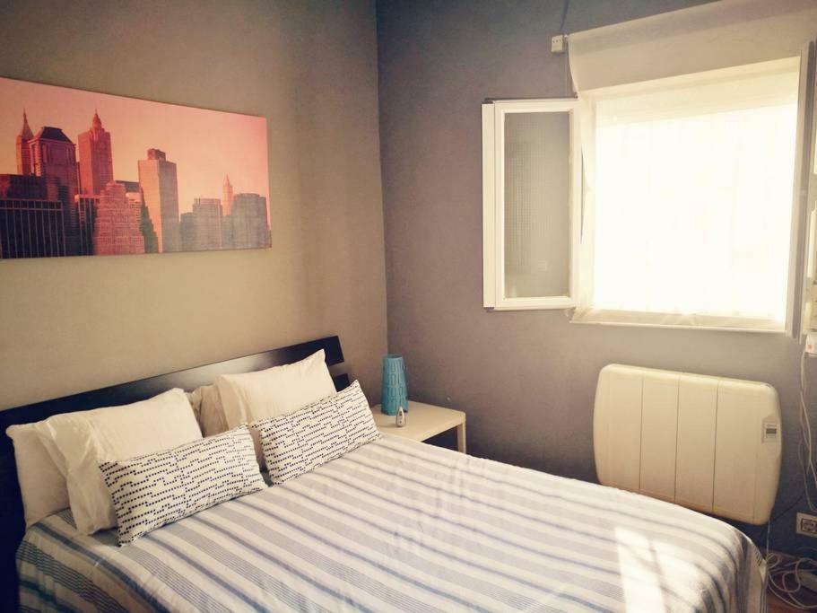 Apartamento Urgel มาดริด ภายนอก รูปภาพ